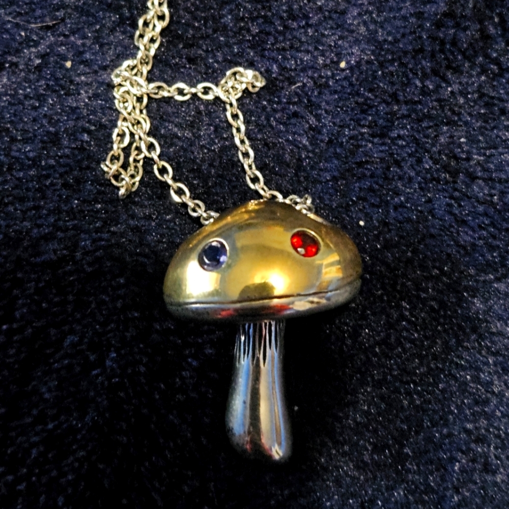 Elizabeth and James mushroom necklace